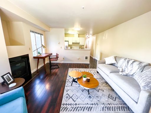 Harvard Vista UNIT 201 / AVAILABLE NOW – photo 1