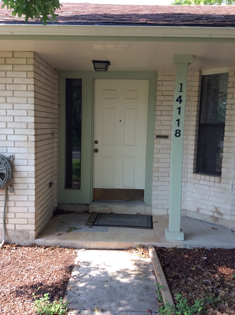 San Antonio House: 14118 Susancrest