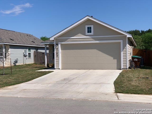 Converse House: 5102 Everett Loop