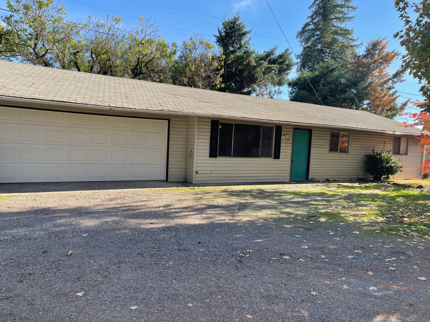 Medford House: 735 Kenyon St