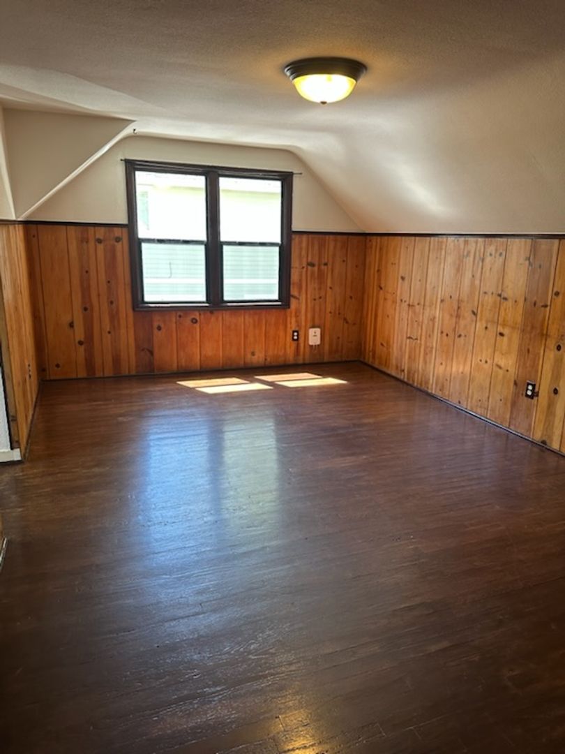 Eugene House: 1621 1/2 Jefferson St