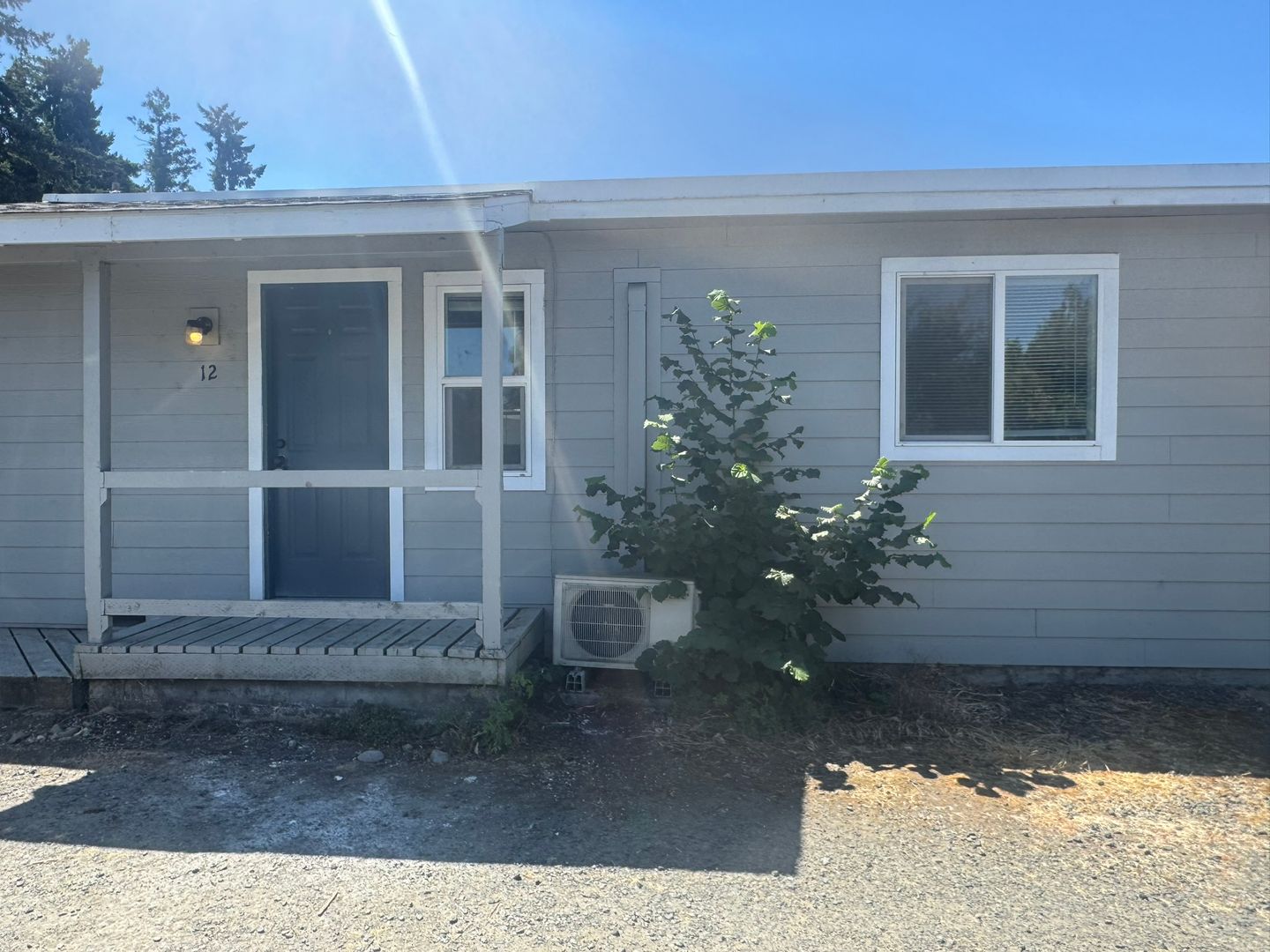 Creswell House: 83650 N Pacific Hwy #12