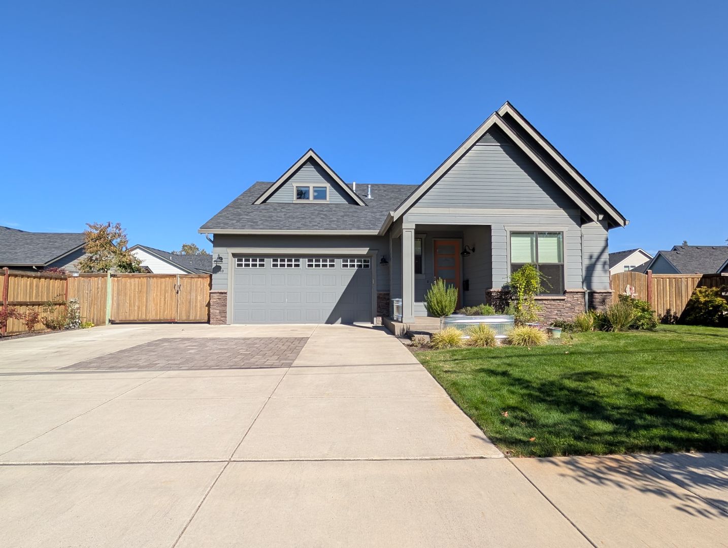 Eugene House: 1349 W 15th. Ave