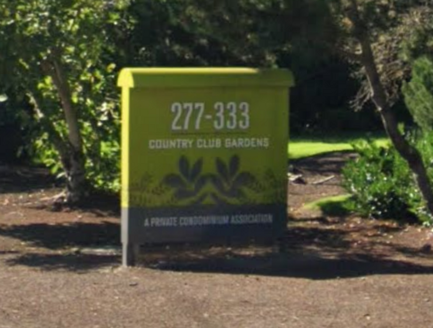 Eugene House: 295 Country Club Road