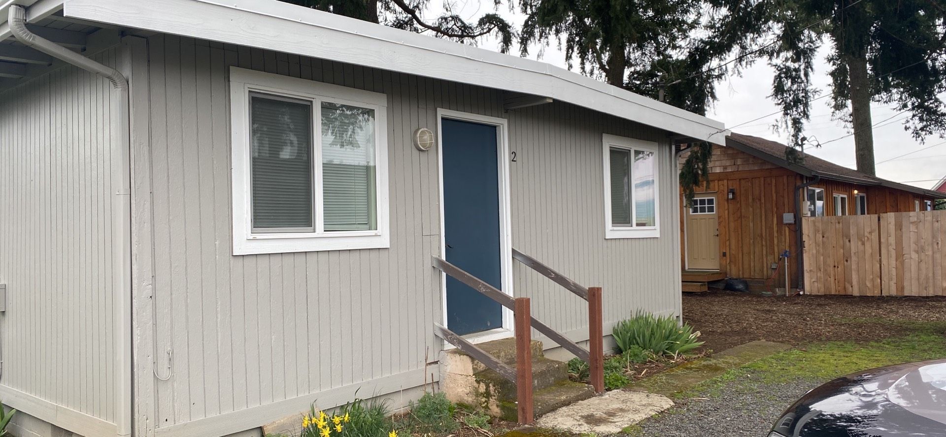 Creswell House: 83650 N Pacific Hwy #02