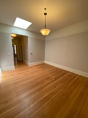 Cute 1bd/1bth in Cottage Grove in Historic downtown!