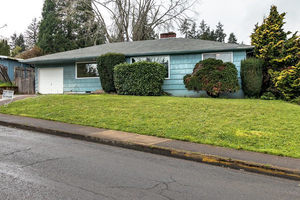 Eugene House: 3910 Hilyard St.