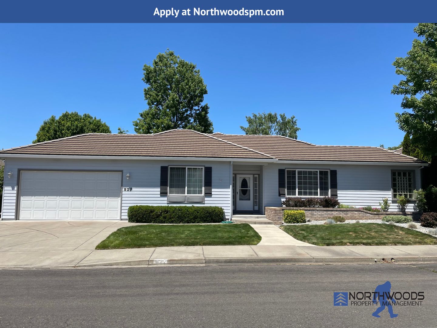 Medford House: 927 Mountain View Dr