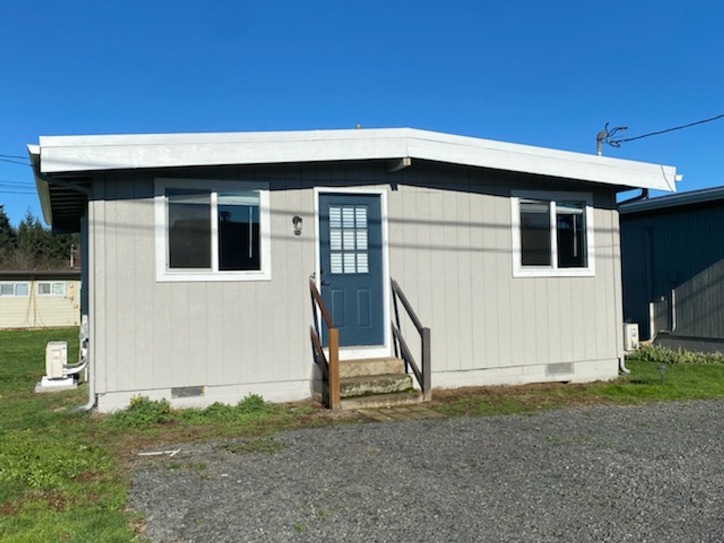 Creswell House: 83650 N Pacific Hwy #04