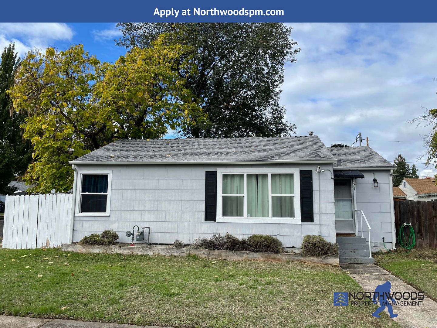 Medford House: 32 Lincoln St