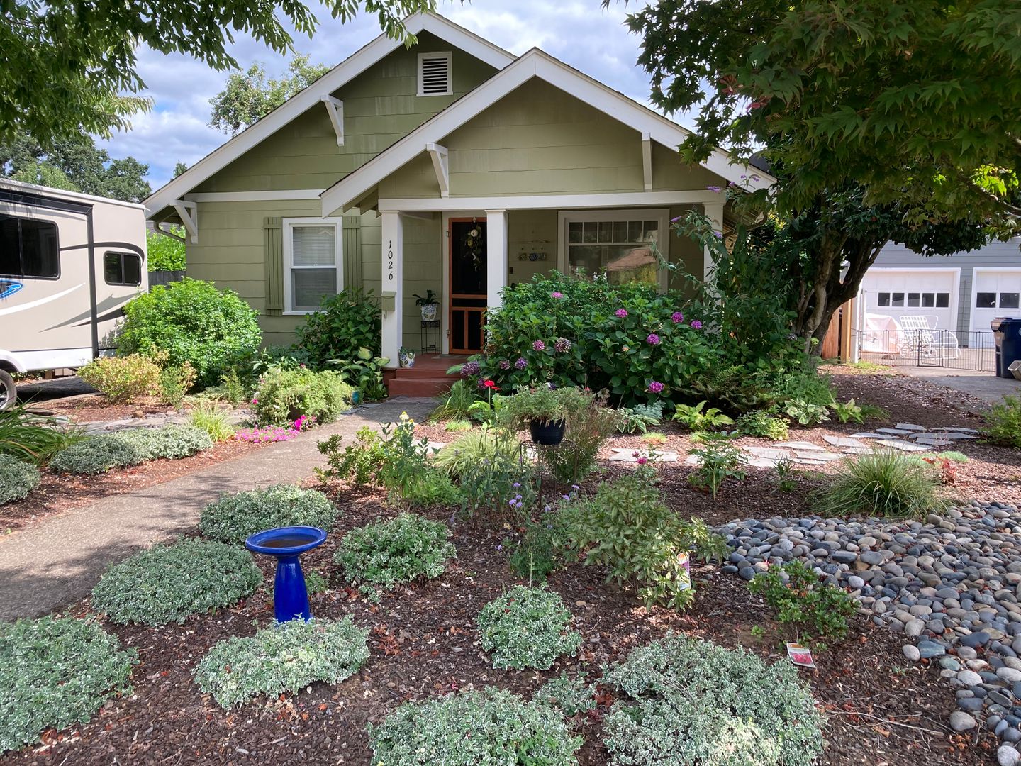 Camas House: 1026 NE 2nd Ave.