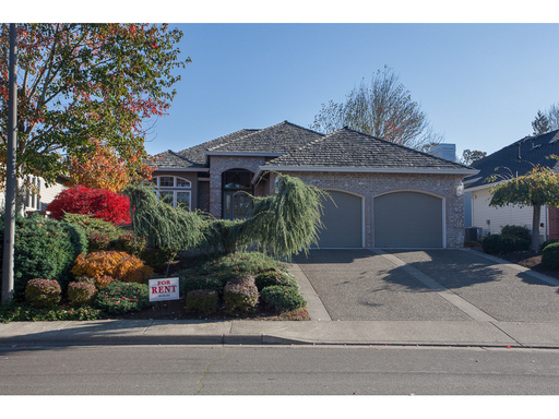 Stunning Home in Claremont near Bethany Portland’s Premier 55+ community – photo 1