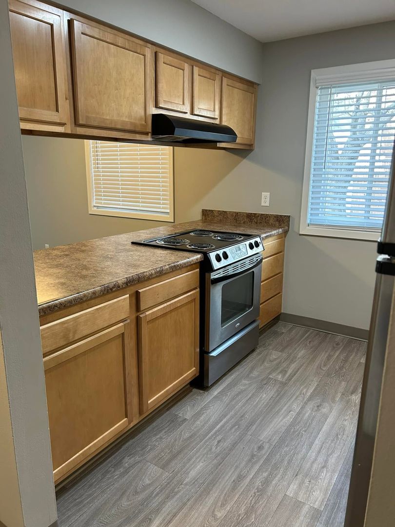 Superior Place Apartments 7 of 10