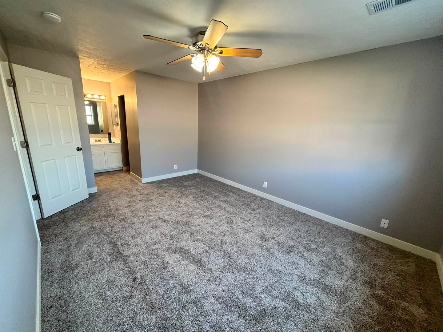 Superior Place Apartments 6 of 8