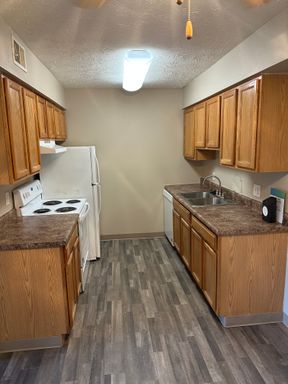 Special Priced Units Available for Move In Today!!! Call For Details – photo 1
