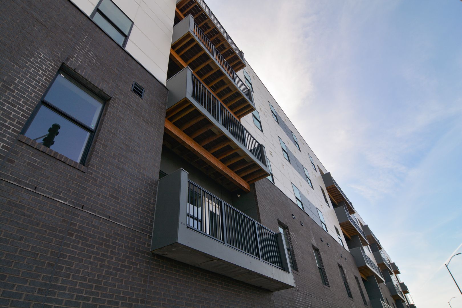 Lincoln Apartment: 420 South 18th Street