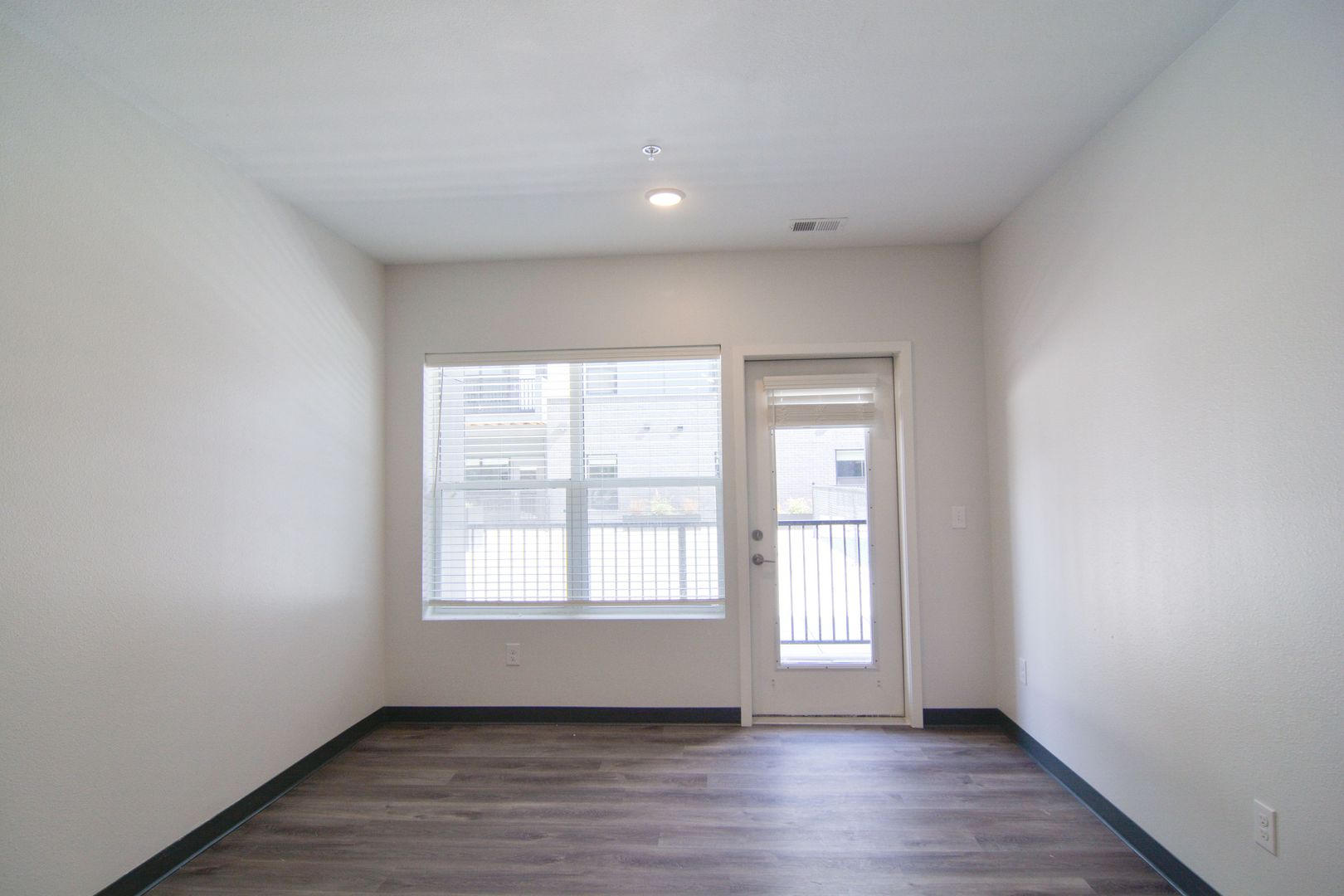 Lincoln Apartment: 420 South 18th Street