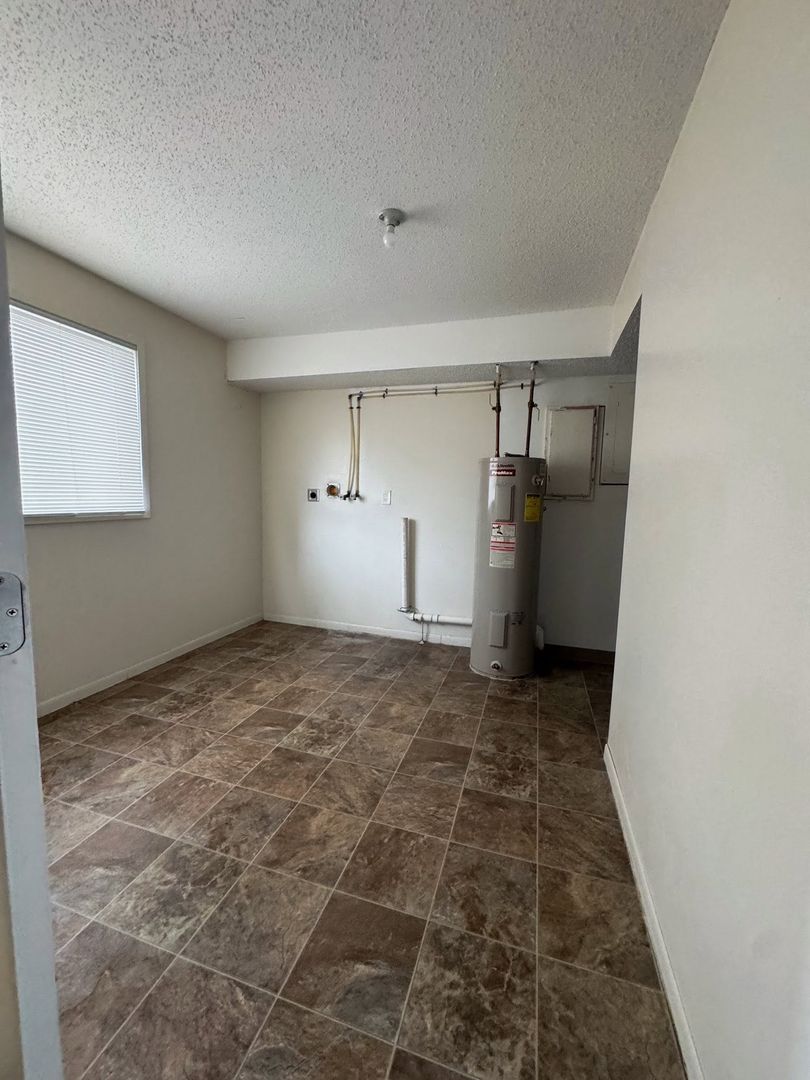 Townhome Available! 11 of 12