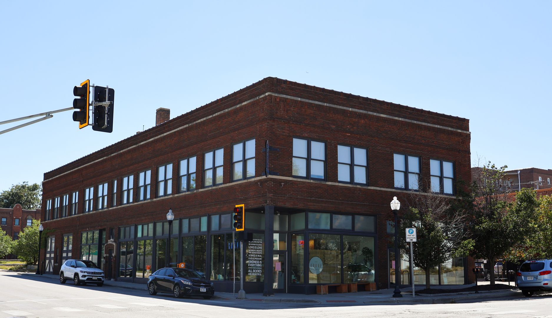 Omaha Apartment: 306 S 24th Street