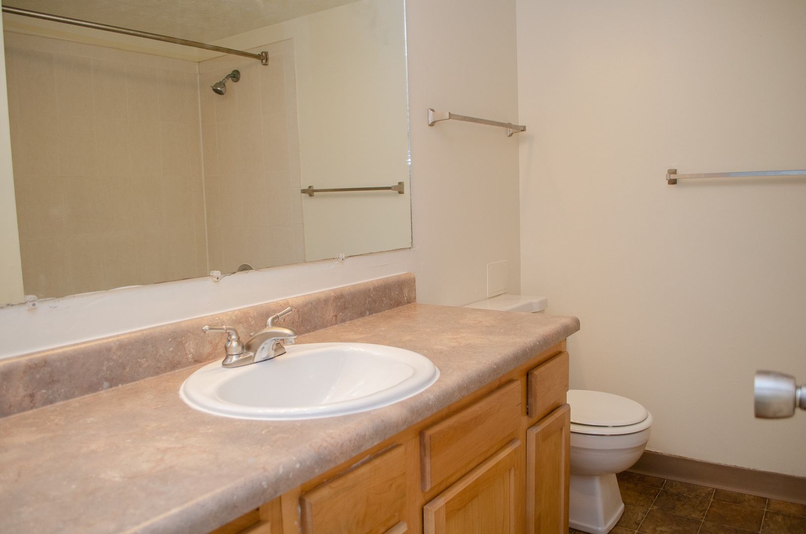 Omaha Apartment: 6917 Wright Plz