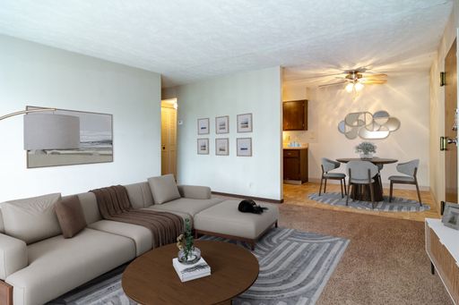 Country club Apartments – photo 1