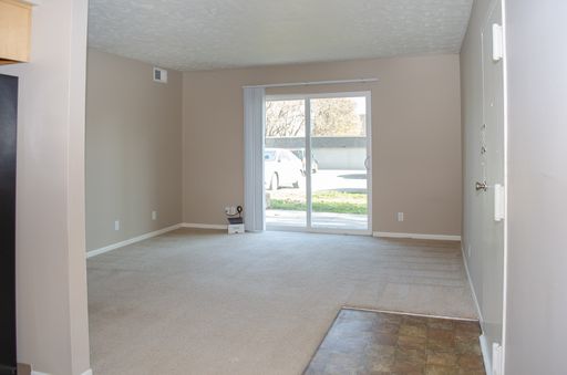 At Spring Acres We Have the Amenities You Can’t Live Without at a Price You Can Afford! – photo 1