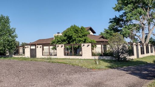 Ranch style home on 7 acres
