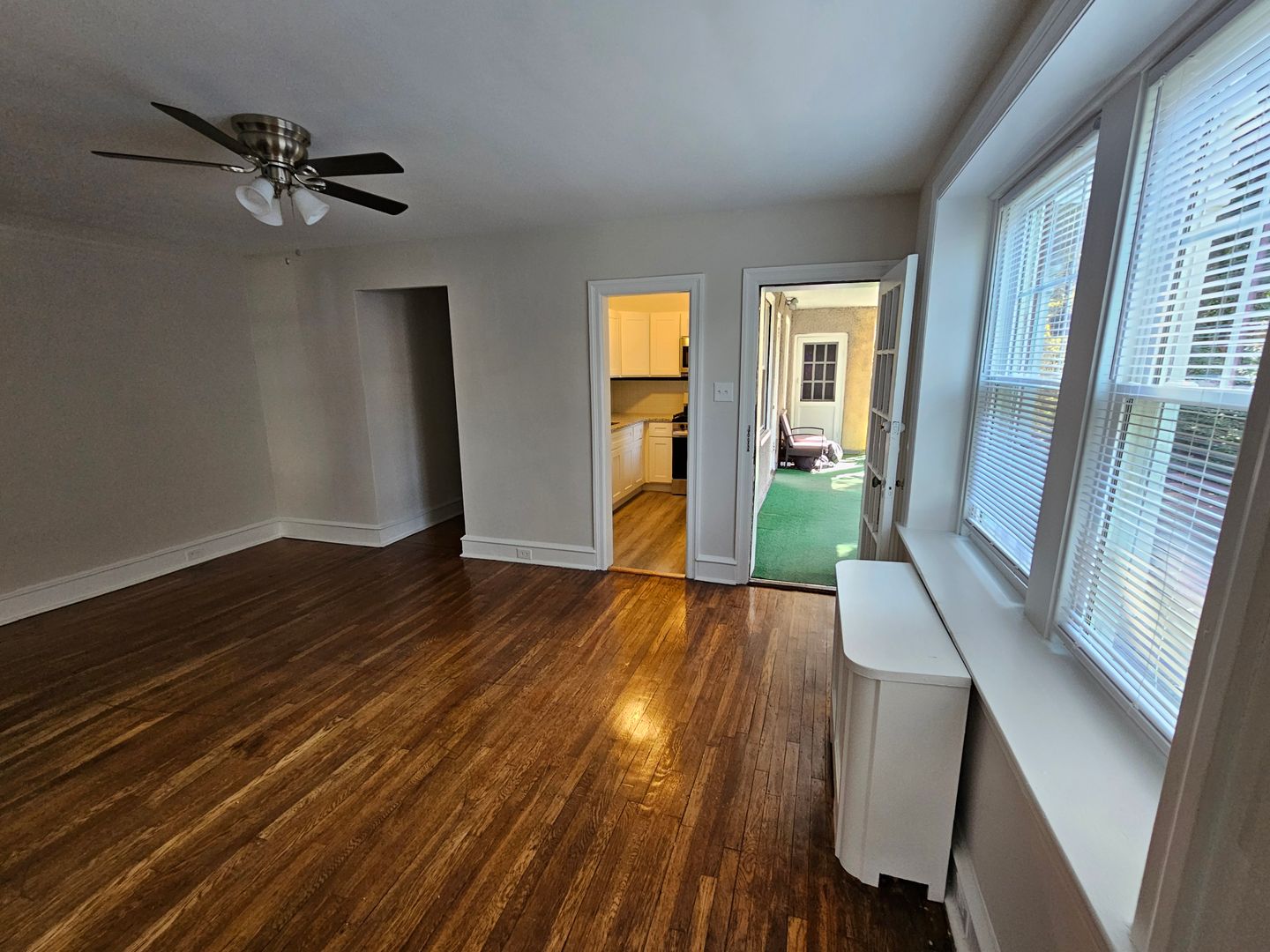 Jenkintown Apartment: 410 Linden Street