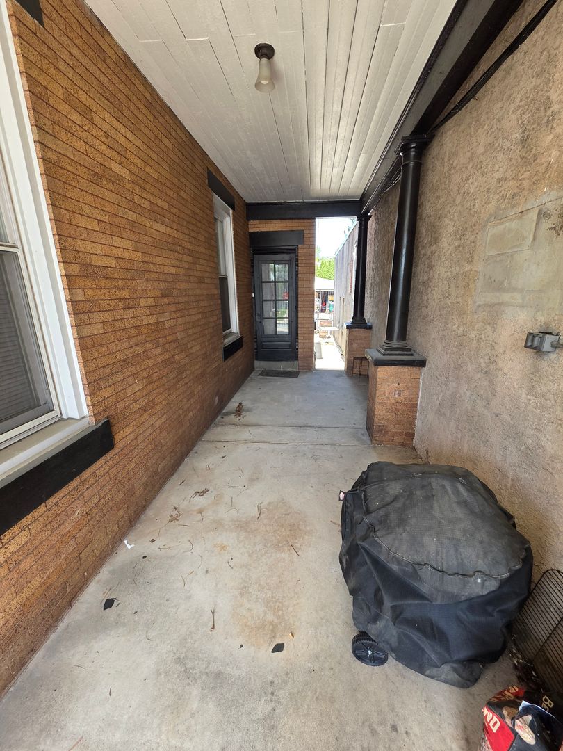 Rockledge Apartment: 5 Huntingdon Pike