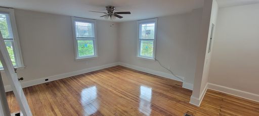 Newly Renovated 3 BdRm Apartment in Abington Duplex