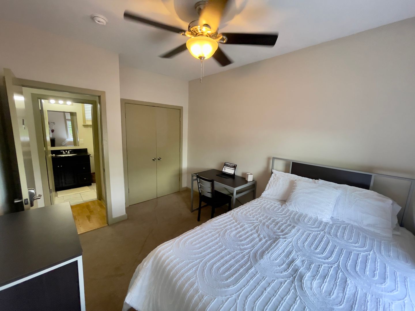 Philadelphia Apartment: 1432 N. Carlisle Street