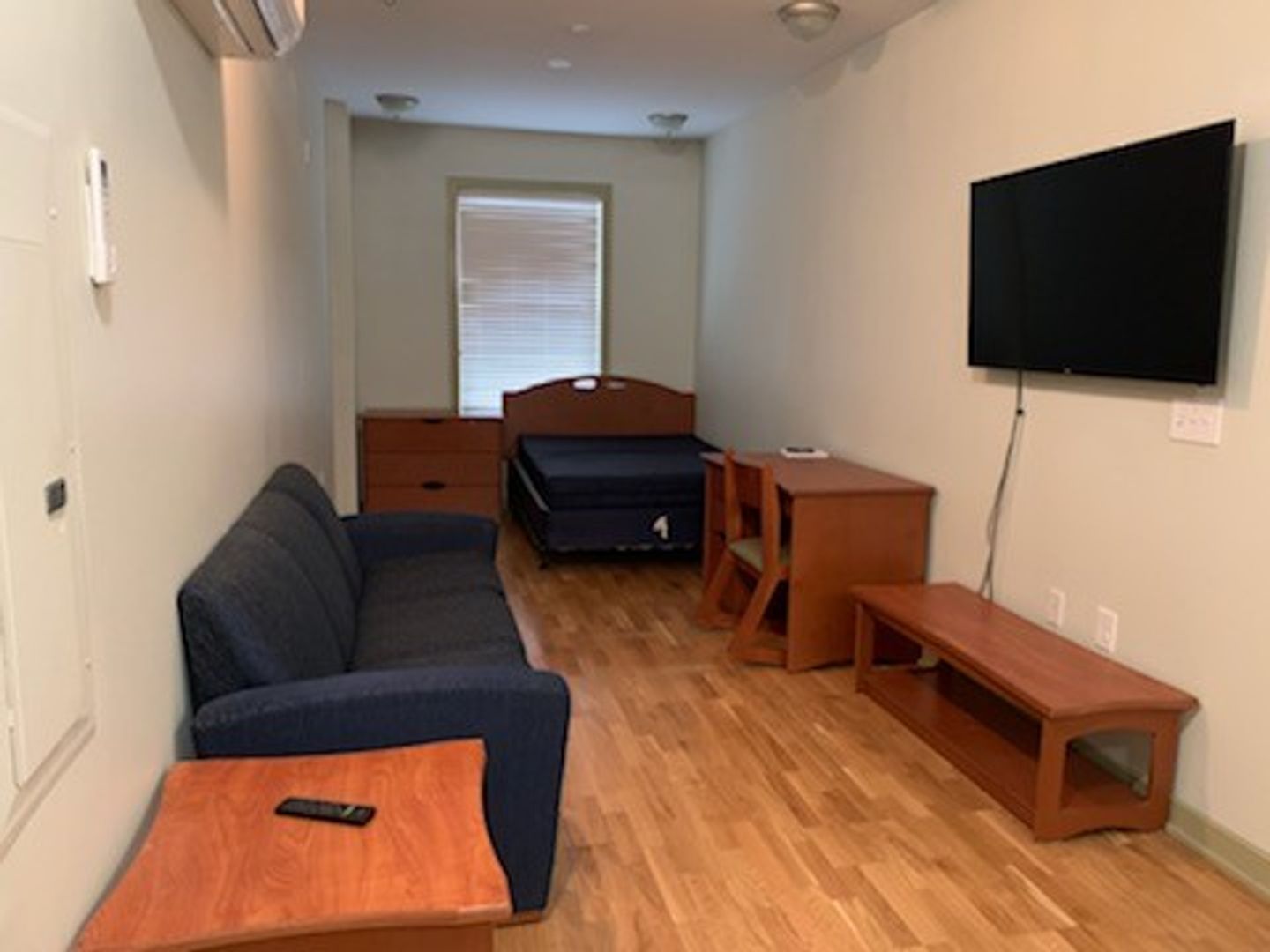 Philadelphia Apartment: 1432 N. Carlisle Street