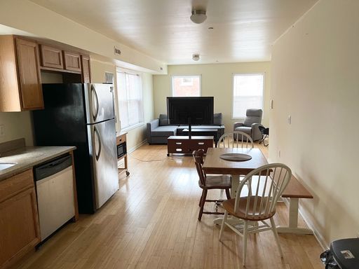 PHA HOUSING OPPORTUNITY - Ideal 2 Bed / 1 Bath Apartment Close To Temple U! – photo 1