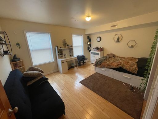 PHA HOUSING OPTION - Beautiful 2-bedroom / 1-bathroom located near Temple U! – photo 1