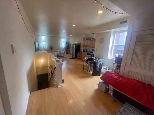 PHA HOUSING OPPORTUNITY - Spacious 2 Bed/1 Bath Apartment w/ Backyard Access near Temple! – photo 1