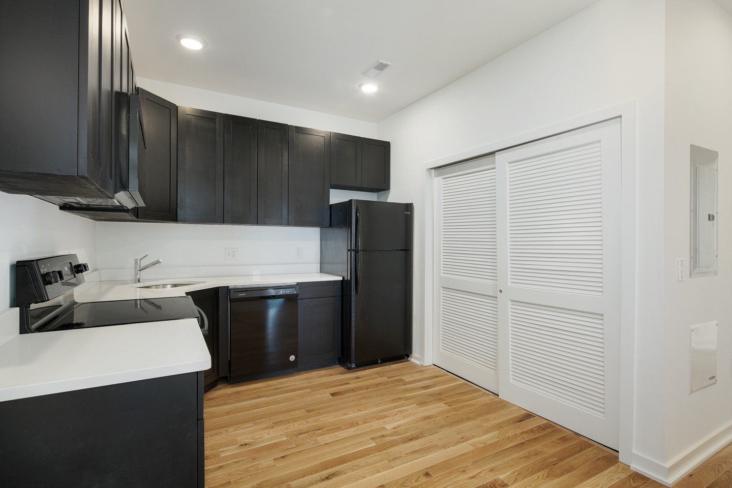 Philadelphia Apartment: 1917 E. Letterly
