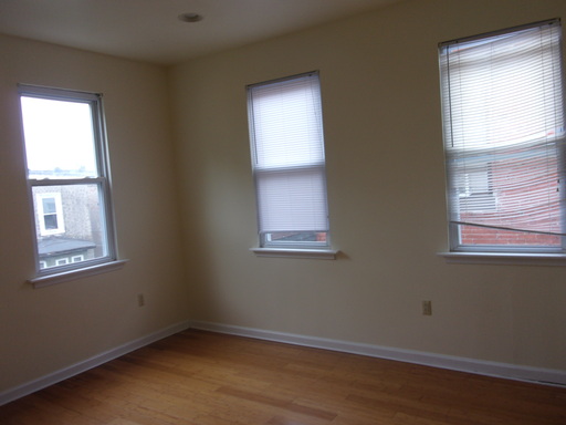 PHA HOUSING AVAILABLE - 2 Bedroom / 1 bathroom Close to Temple's Campus! – photo 1