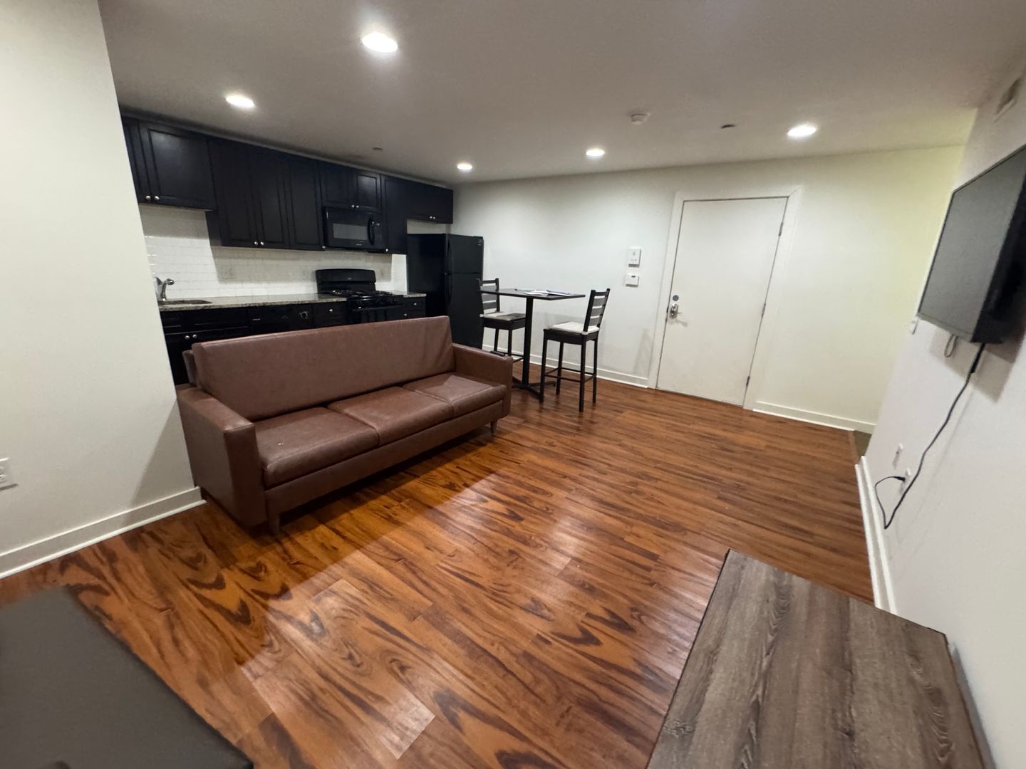 Philadelphia Apartment: 1515 N. 16th Street