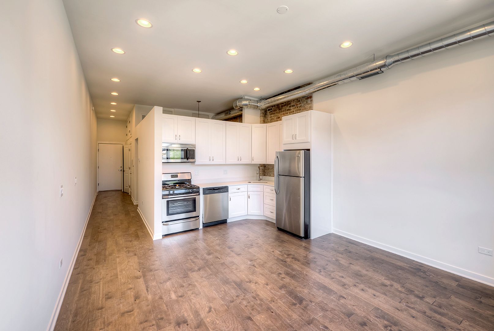 Chicago Apartment: 1532 W. Chicago Ave.