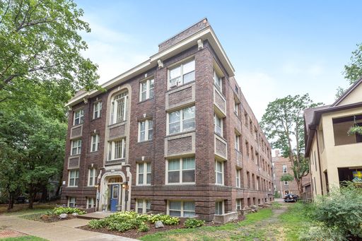 Renovated 1-Bedroom – photo 1