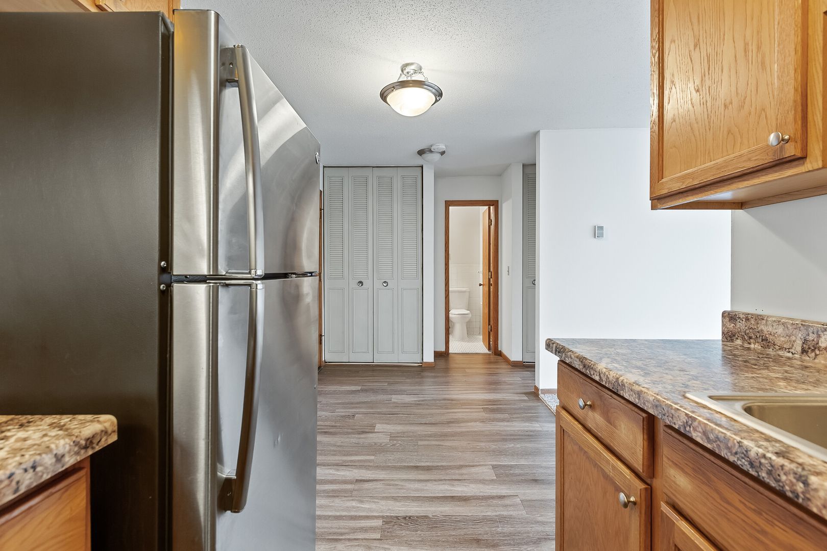 Minneapolis Apartment: 2417 Garfield Ave