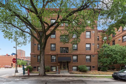 Renovated 1-Bedroom – photo 1