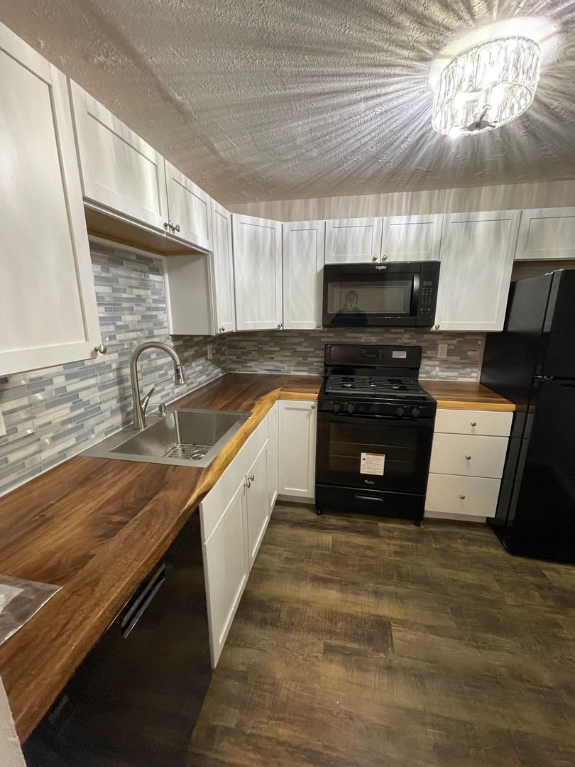 Pittsburgh Apartment: 742 N. Negley Ave