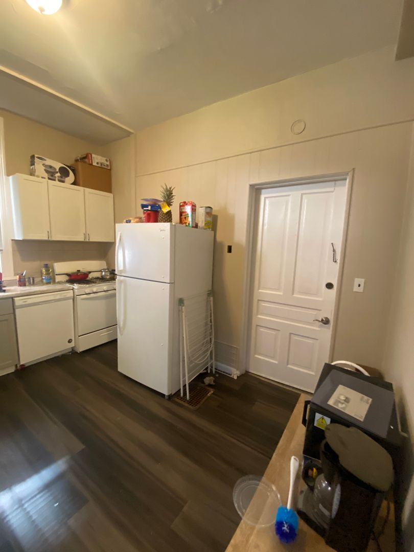 Pittsburgh Apartment: 275 North Dithridge