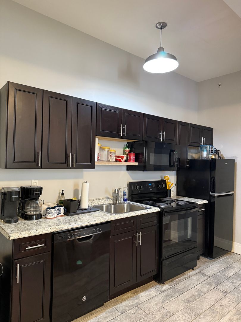 Pittsburgh Apartment: 2134 East Carson Street