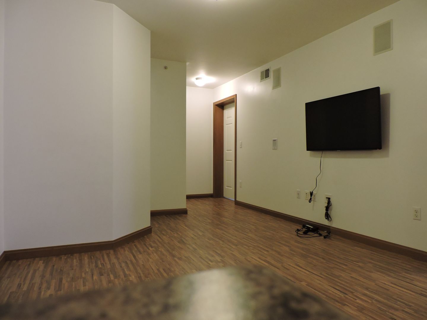 California Apartment: 406 Temperance Way