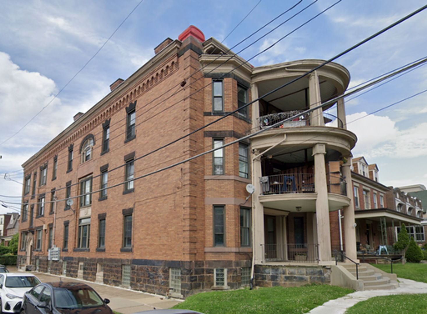 Pittsburgh Apartment: 4901 Friendship Ave.