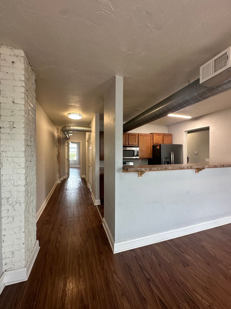 Pittsburgh Apartment: 1021 East Carson Street