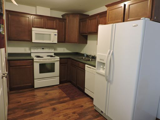 SPACIOUS 3-BEDROOM TOWNHOME WITH 2-CAR INTEGRAL GARAGE AVAILABLE NOW!