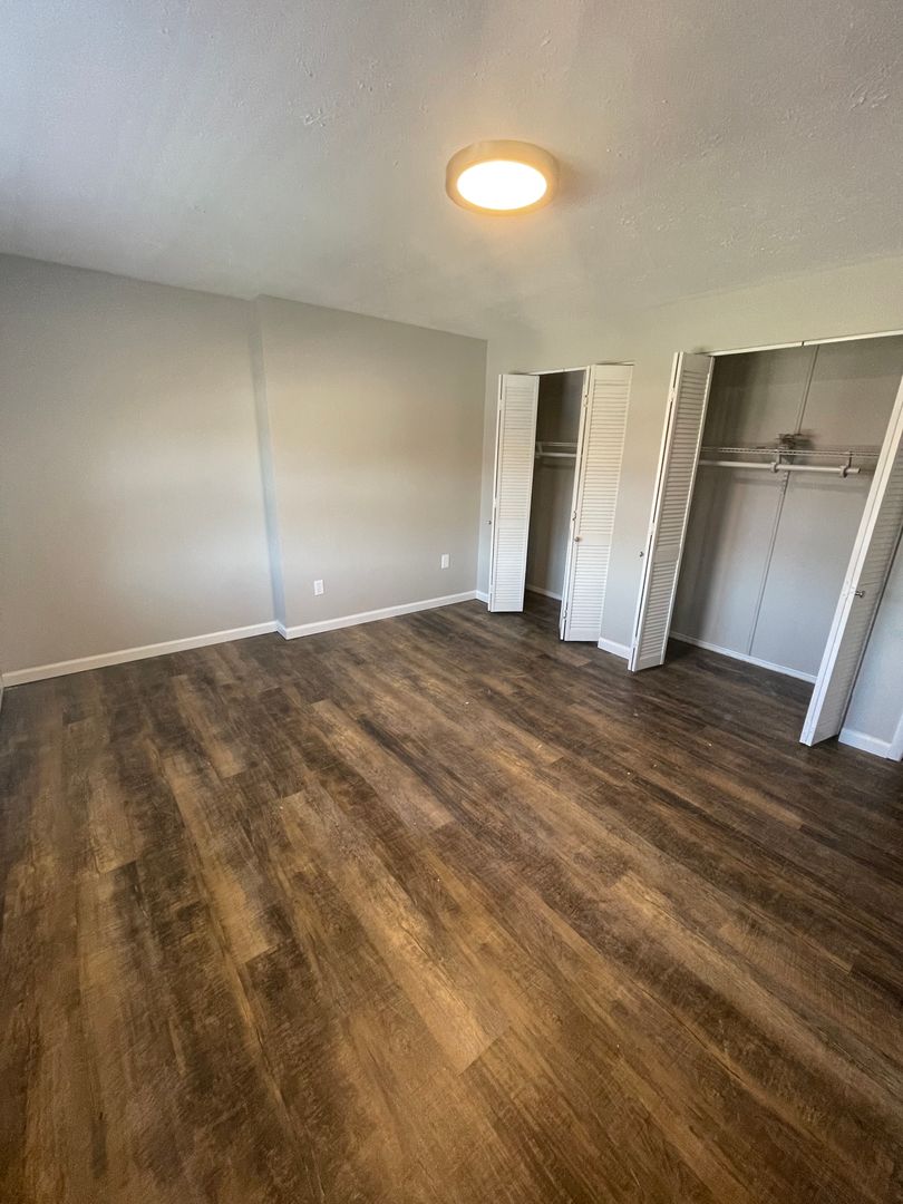 Pittsburgh Apartment: 742 N. Negley Ave